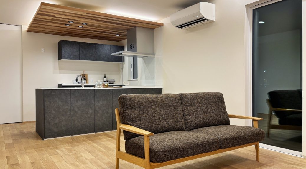 レンタル家具　おしゃれ　富山　無垢材　ミヤモト家具　完成見学会